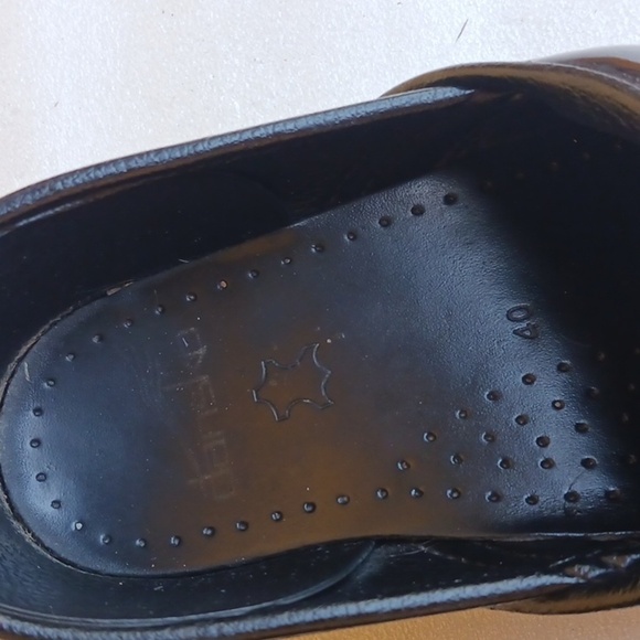 DANSKO Black Patent Leather Clogs - Picture 5 of 6